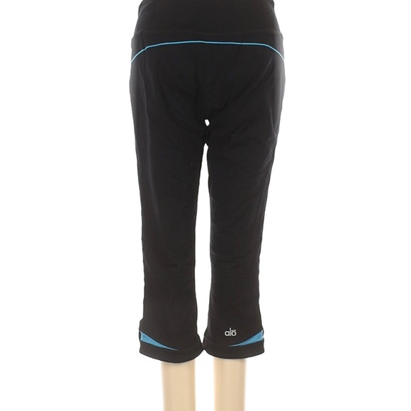 Alo Yoga Bootleg Cut‎ Leggings - Small - Picture 5 of 6